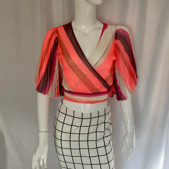 NEW SHIMMER TOP - Picture 5 of 9